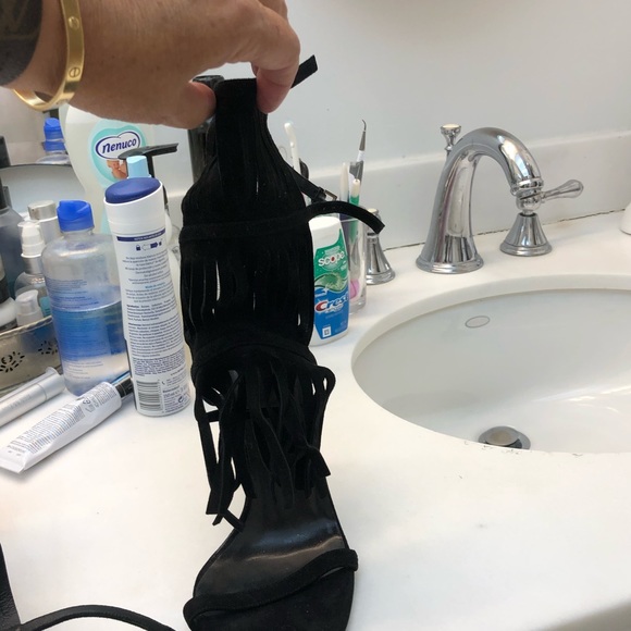 GUCCI sandals - Picture 1 of 8